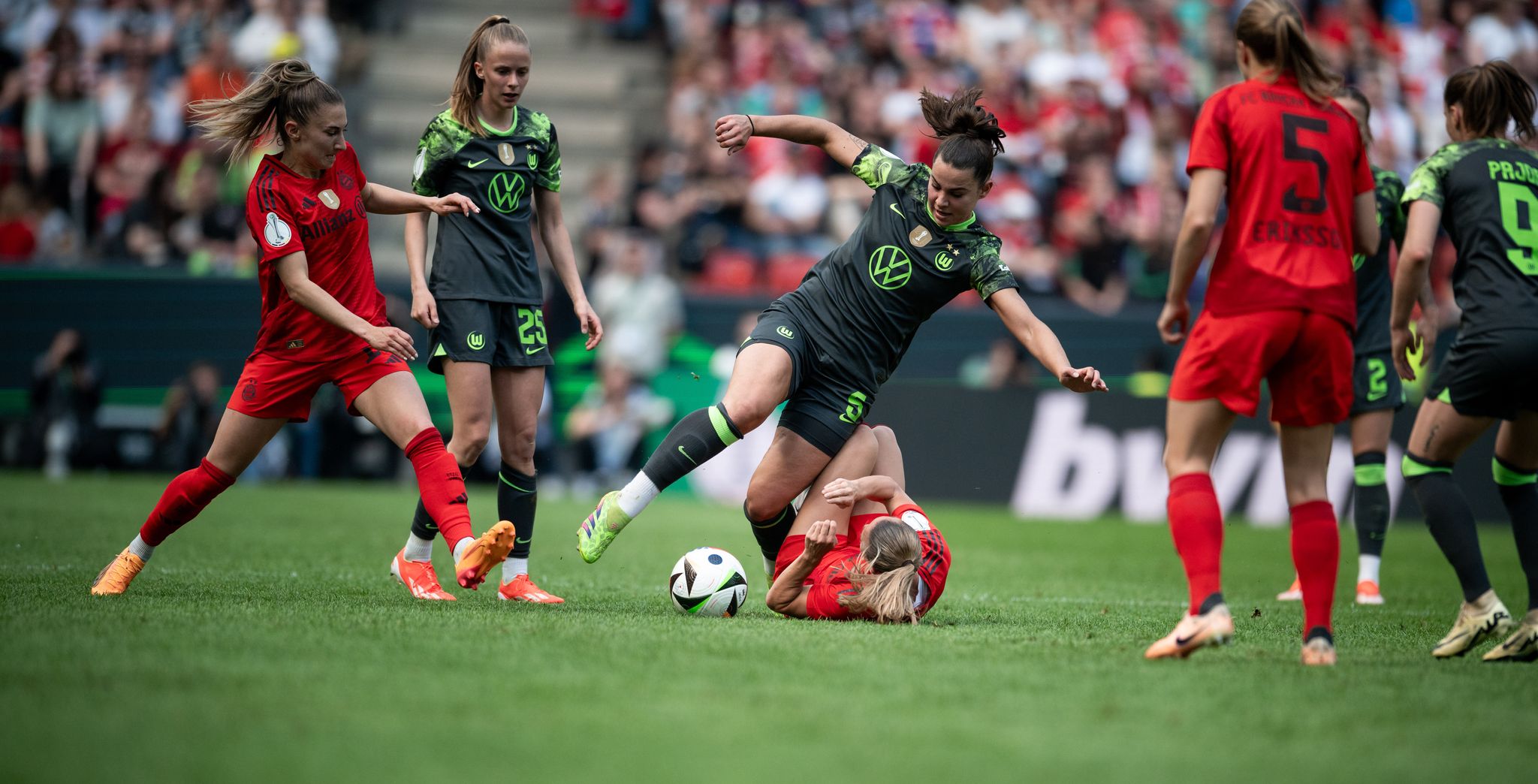 Rekorde aufgestellt: Frauenfußball weiter auf dem Vormarsch