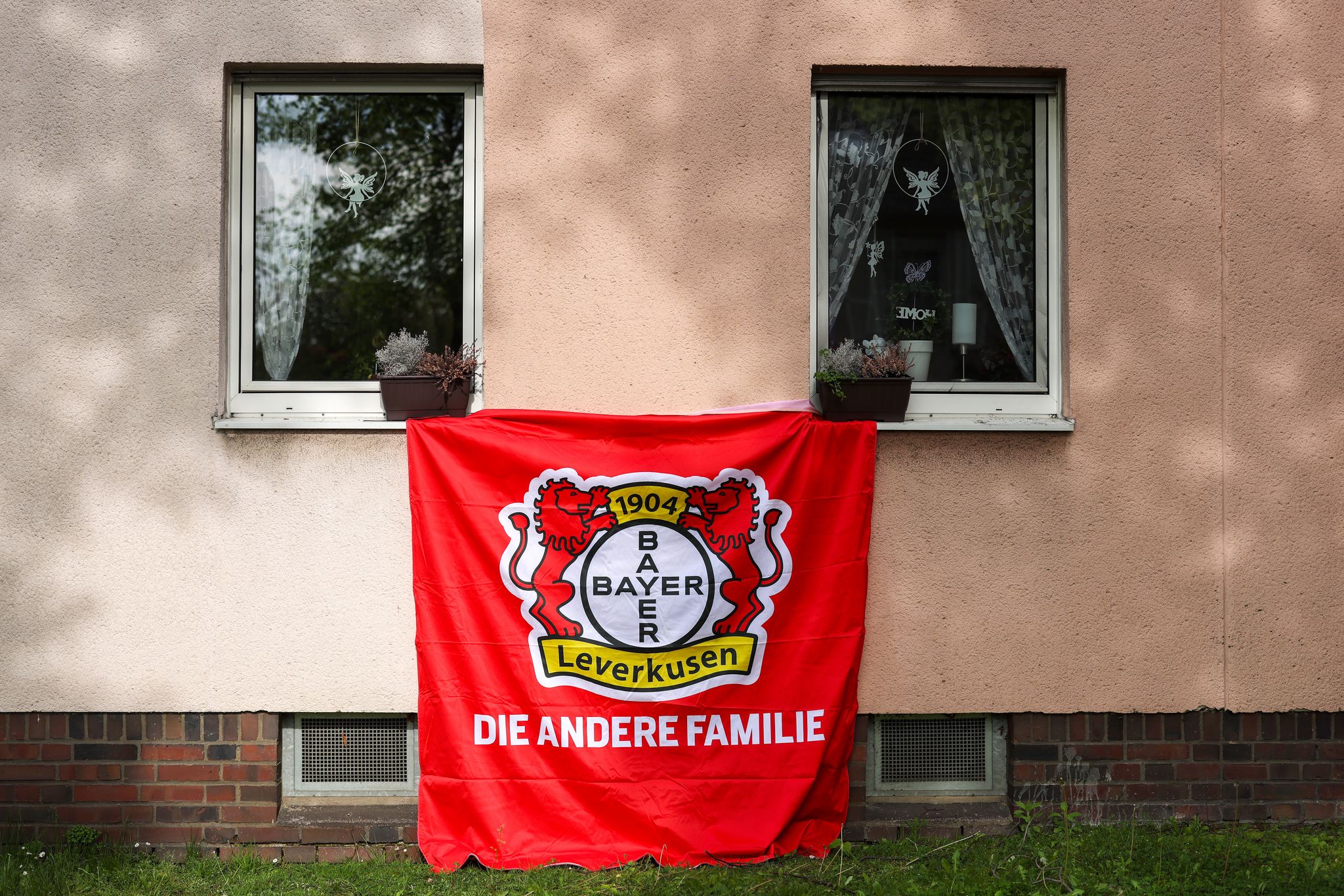 Ausnahmen Leverkusen und Wolfsburg: DFL muss nachbessern