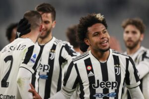 Ex-Schalker McKennie rassistisch beleidigt