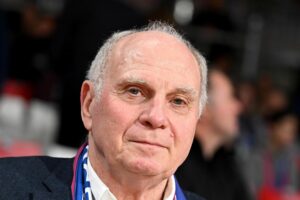Ligaverband verleiht Ehrenpreis an Uli Hoeneß