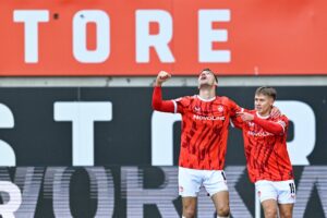 Dreierpack von Skyttä: Lautern schlägt Kiel deutlich