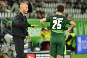 Paul Simonis bleibt vorerst Trainer des VfL Wolfsburg