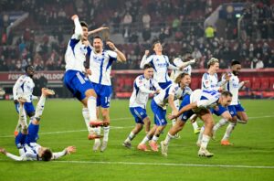 «Spitzenreiter, Spitzenreiter» – Schalke vor Herbsttitel