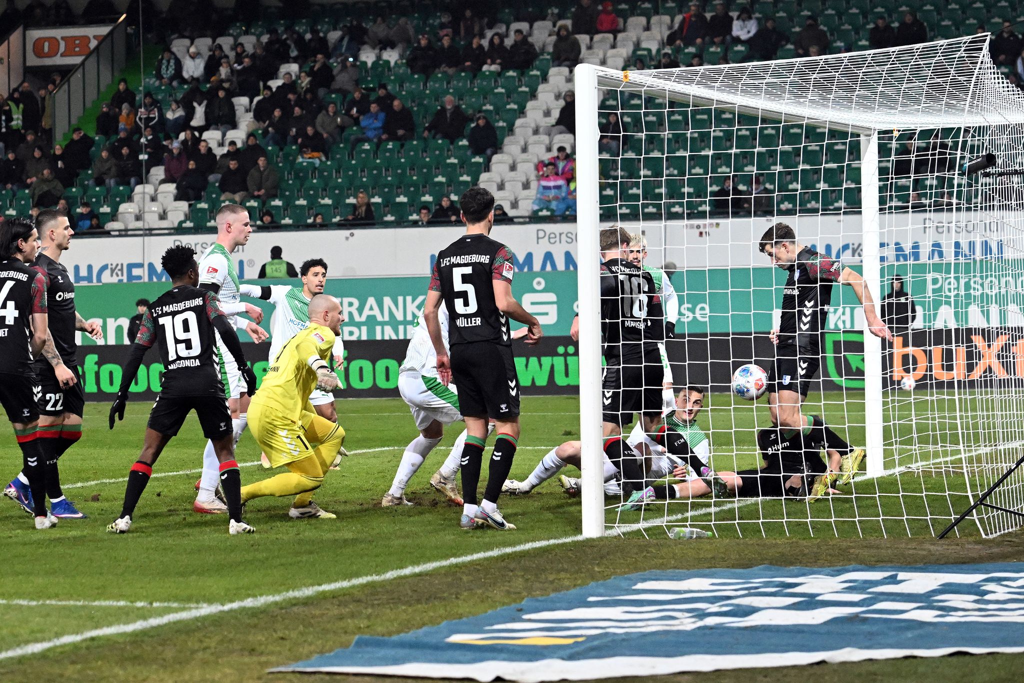 Spektakel in Fürth – 4:5 im Kellerduell gegen Magdeburg